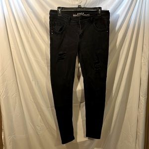 Wall Flower Distressed Skinny Jean